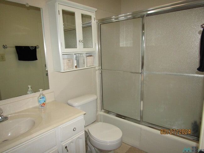 Building Photo - 1913 Villa Dr