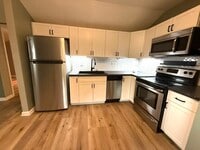 Building Photo - Single Family Home