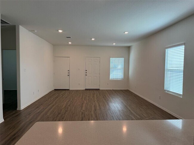 Building Photo - 905 Big Rocky Bend