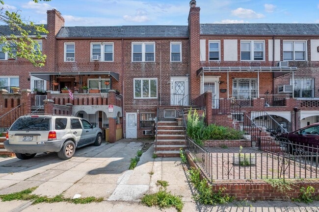 Building Photo - 31-39 56th St