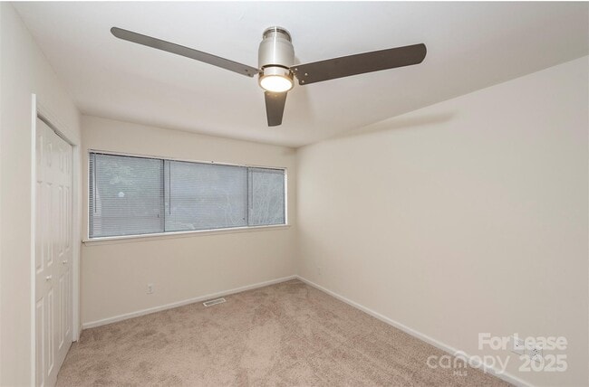 Building Photo - 7930 Charter Oak Ln