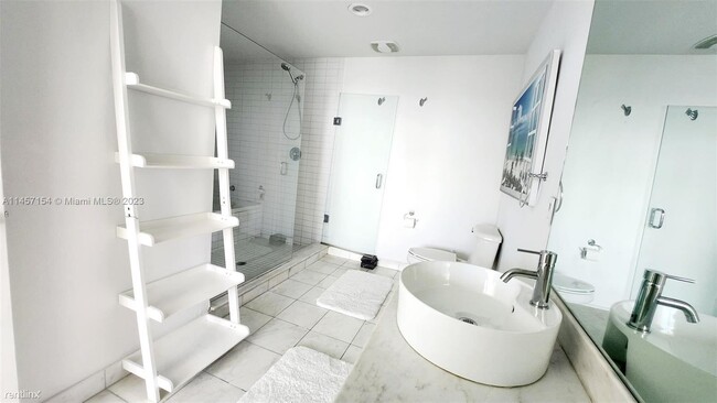 Building Photo - 2 br, 2 bath Condo - 888 Biscayne Blvd Apt...