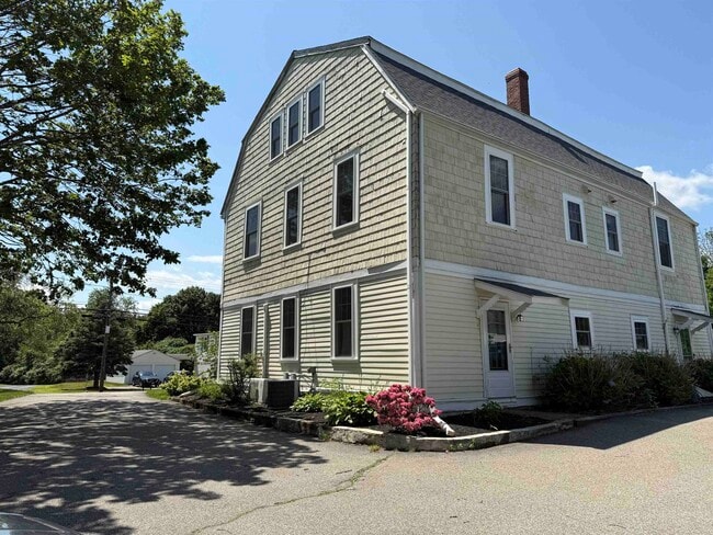 Building Photo - 248 Peverly Hill Rd