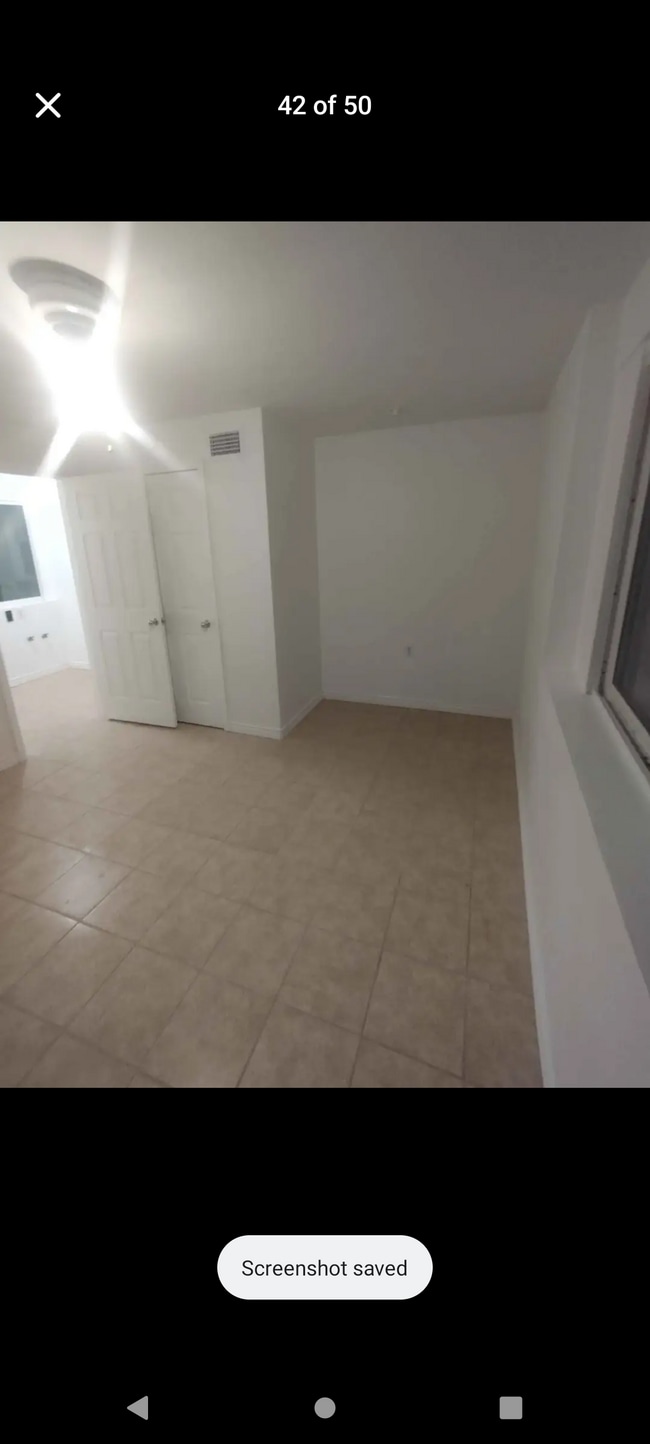 Building Photo - 635 N Nova Rd