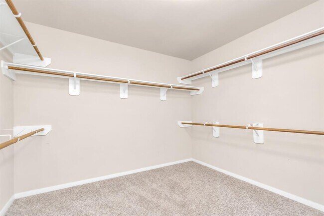 Building Photo - 9403 Limestone Ranch Ln