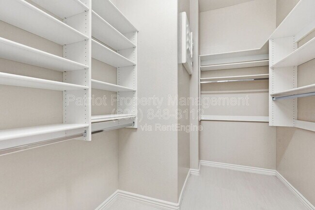 Building Photo - 11047 E Mirasol Cir