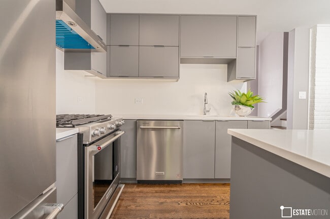 Building Photo - 12407 91st Ave