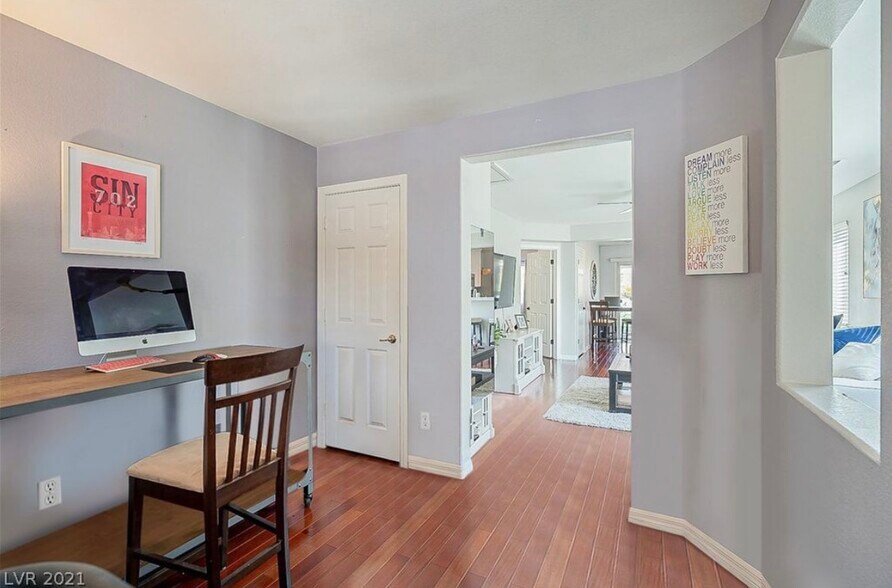 Building Photo - 10240 Falling Needle Ave