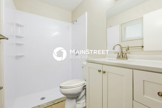 Building Photo - 3 Bedroom Pet-Friendly Home in NORTH PORT, FL with Main Street Renewal
