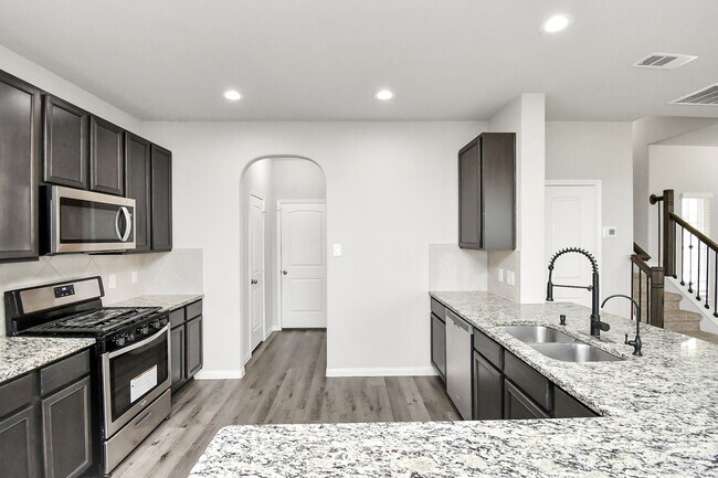 Building Photo - 3206 Alberelli Dr