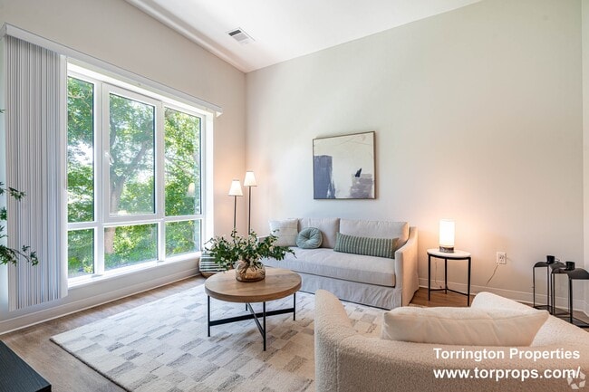 Building Photo - 289 Walk Hill St