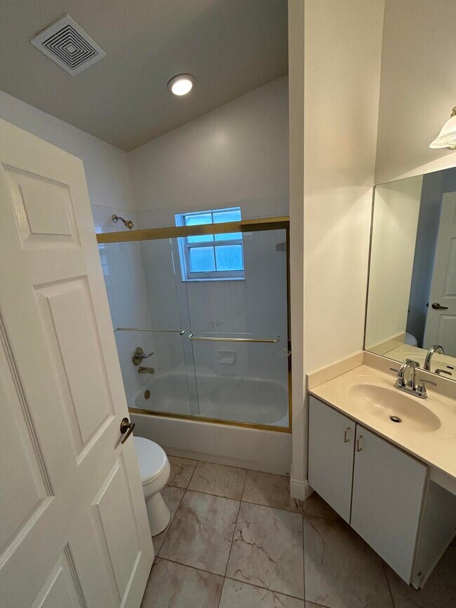 Building Photo - 6351 Long Key Ln