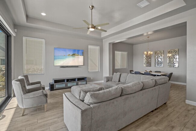 Building Photo - 13432 Emerald Rose Ct