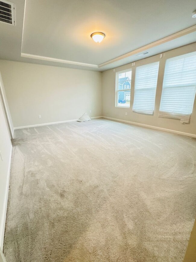 Building Photo - Wonderful 3 bed home