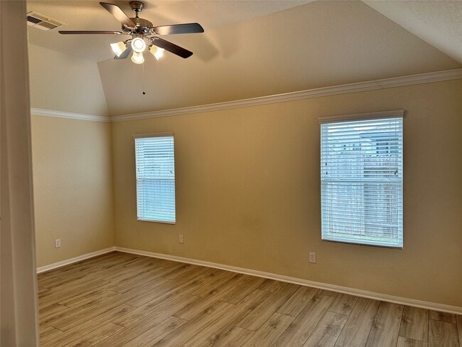 Building Photo - 2630 Zephyr Ln