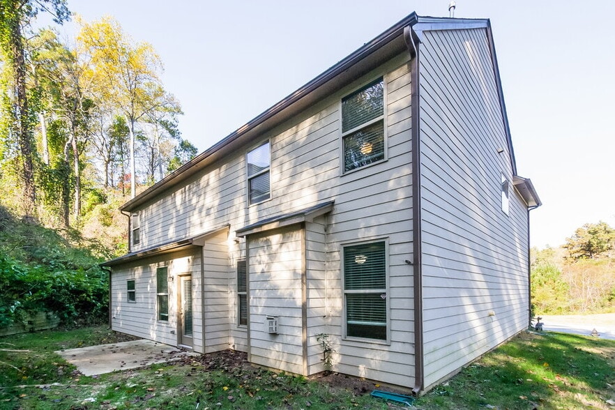Building Photo - 6281 Allen Rd SW