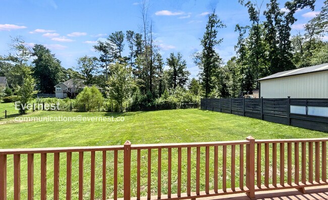 Building Photo - Spacious 3 Bedroom Home in Ooltewah / Deck...