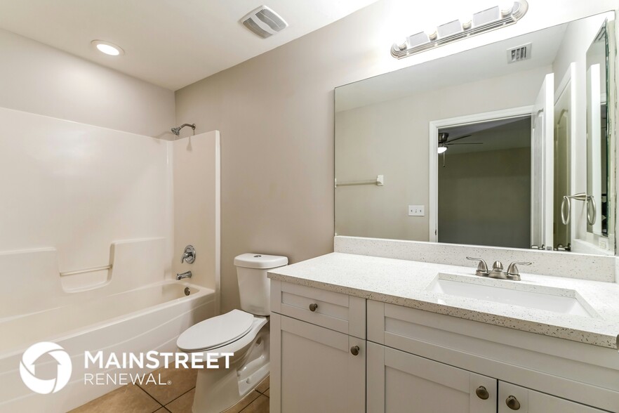 Building Photo - 3303 NW Juanita Pl