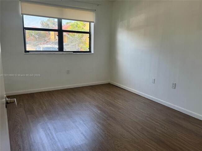 Building Photo - 15600 SW 80th St