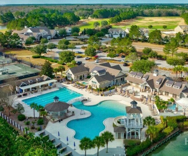 Building Photo - 139 Danbury Ct