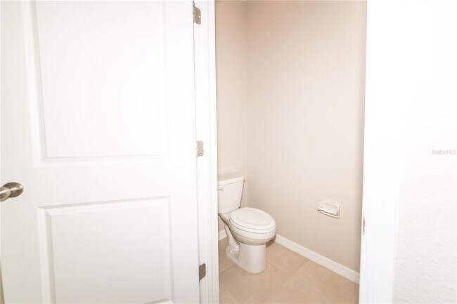 Building Photo - 16619 Mooner Plank Cir