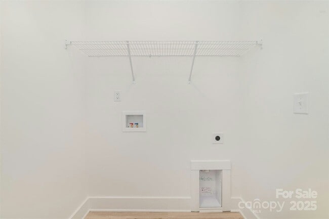 Building Photo - 213 Rosemont Ave