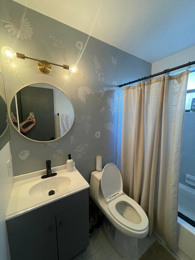 Building Photo - 9878 Nob Hill Ct