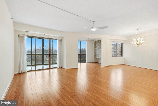 Building Photo - 3100 N Leisure World Blvd