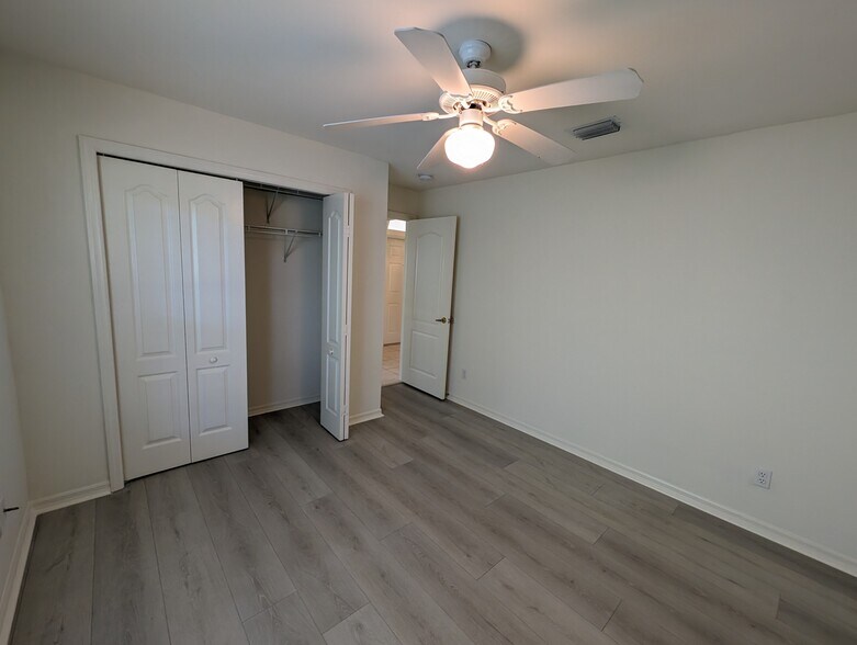 Building Photo - 2229 Heritage Greens Dr