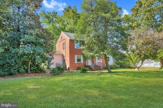 Building Photo - 13206 Occoquan Rd