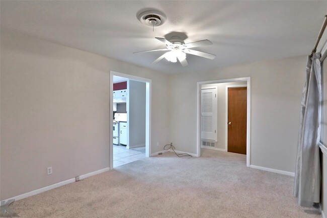 Building Photo - 3101 Sayles Blvd