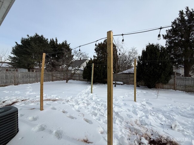 Building Photo - 114 Netherwood Ave