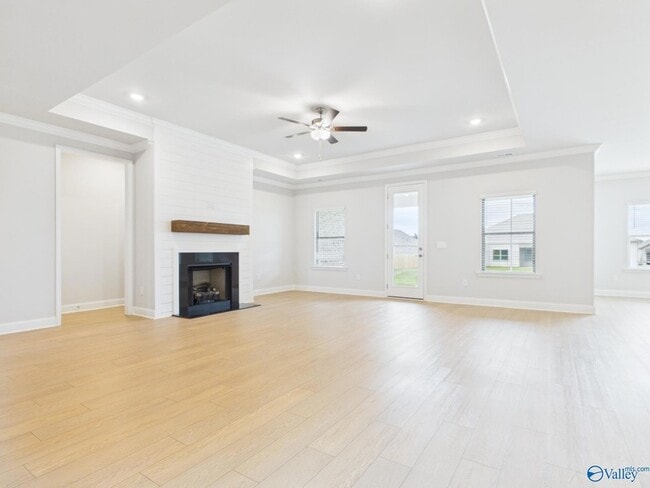 Building Photo - 22567 Donahue Dr