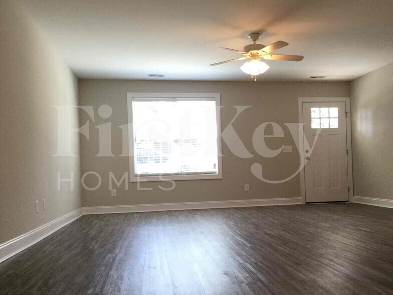 Building Photo - 2151 Brantley Creek Dr