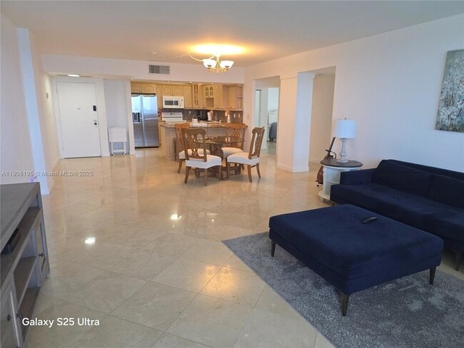 Building Photo - 3725 S Ocean Dr