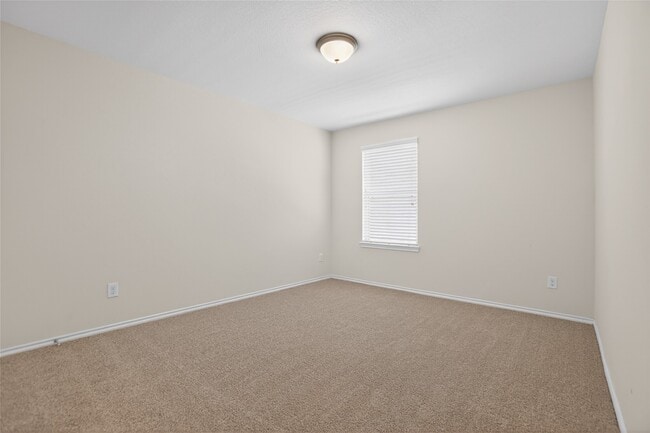 Building Photo - 2080 Lost Timbers Dr