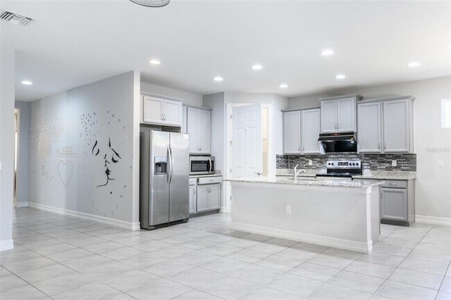 Building Photo - 24456 Riverfront Dr