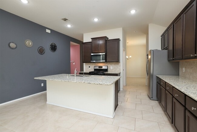 Building Photo - 14022 White Cloud Ln