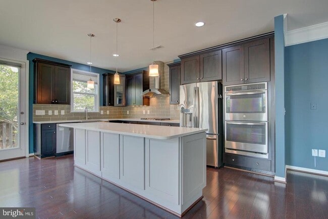 Building Photo - 42262 Knotty Oak Terrace