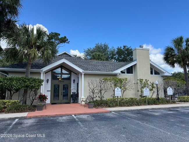 Building Photo - 3555 Sable Palm Ln