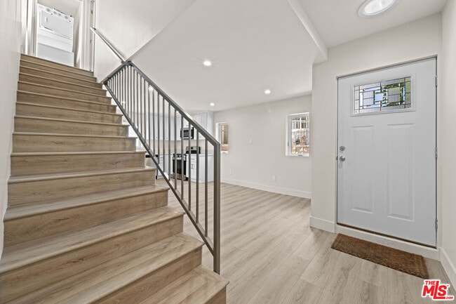 Building Photo - 1509 Edris Dr