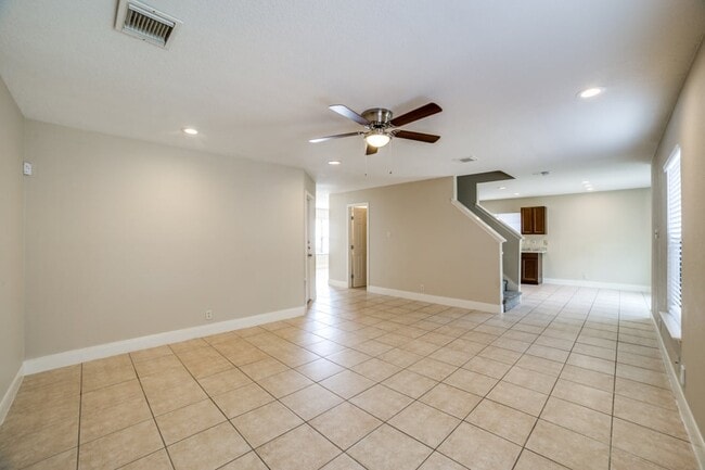 Building Photo - 7739 Alverstone Way