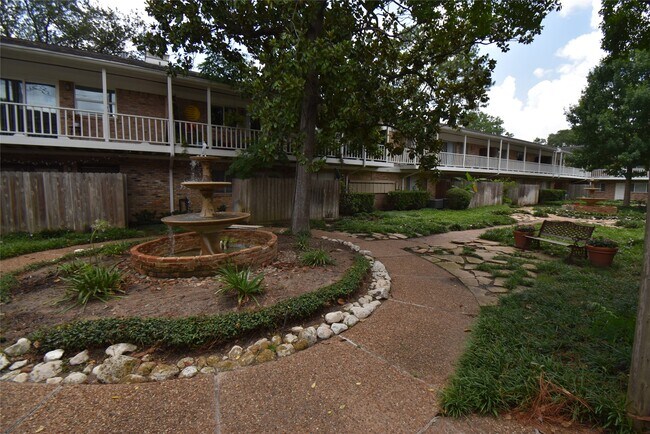 Building Photo - 4040 San Felipe St