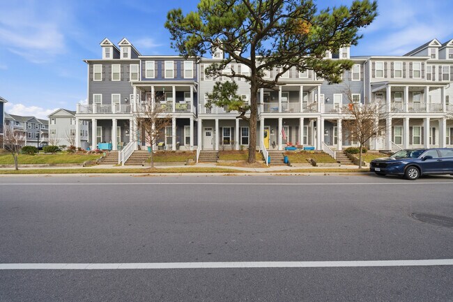 Building Photo - 4106 Pleasant Ave