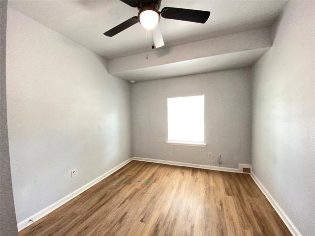 Building Photo - 1011 N Lucas Dr