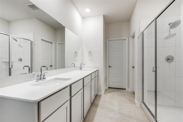 Building Photo - 4041 Red Blf St