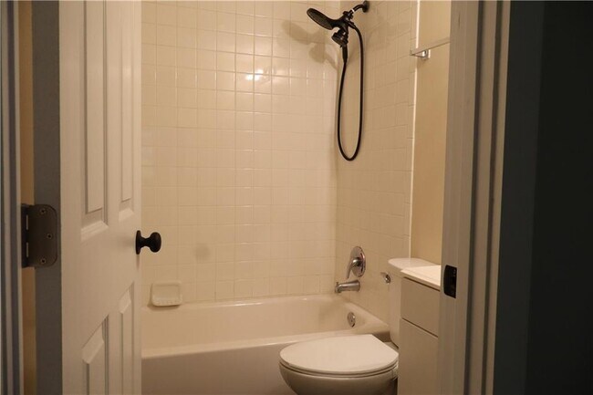 Building Photo - 3432 Gilleland Cir