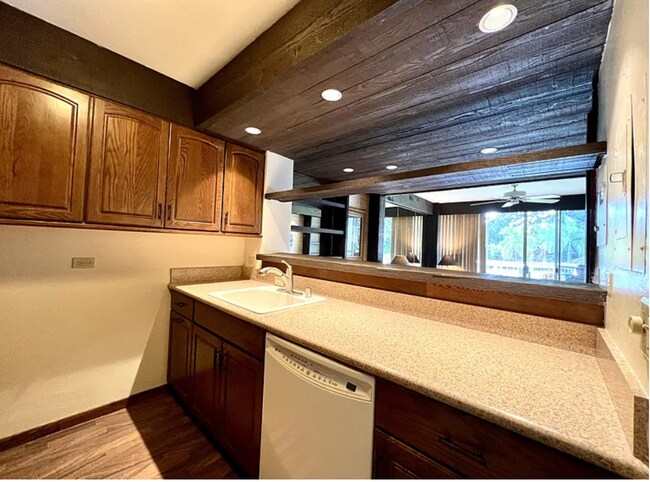 Building Photo - 98-410 Koauka Loop #3E