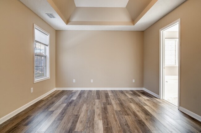 Building Photo - 104 Sundance Way