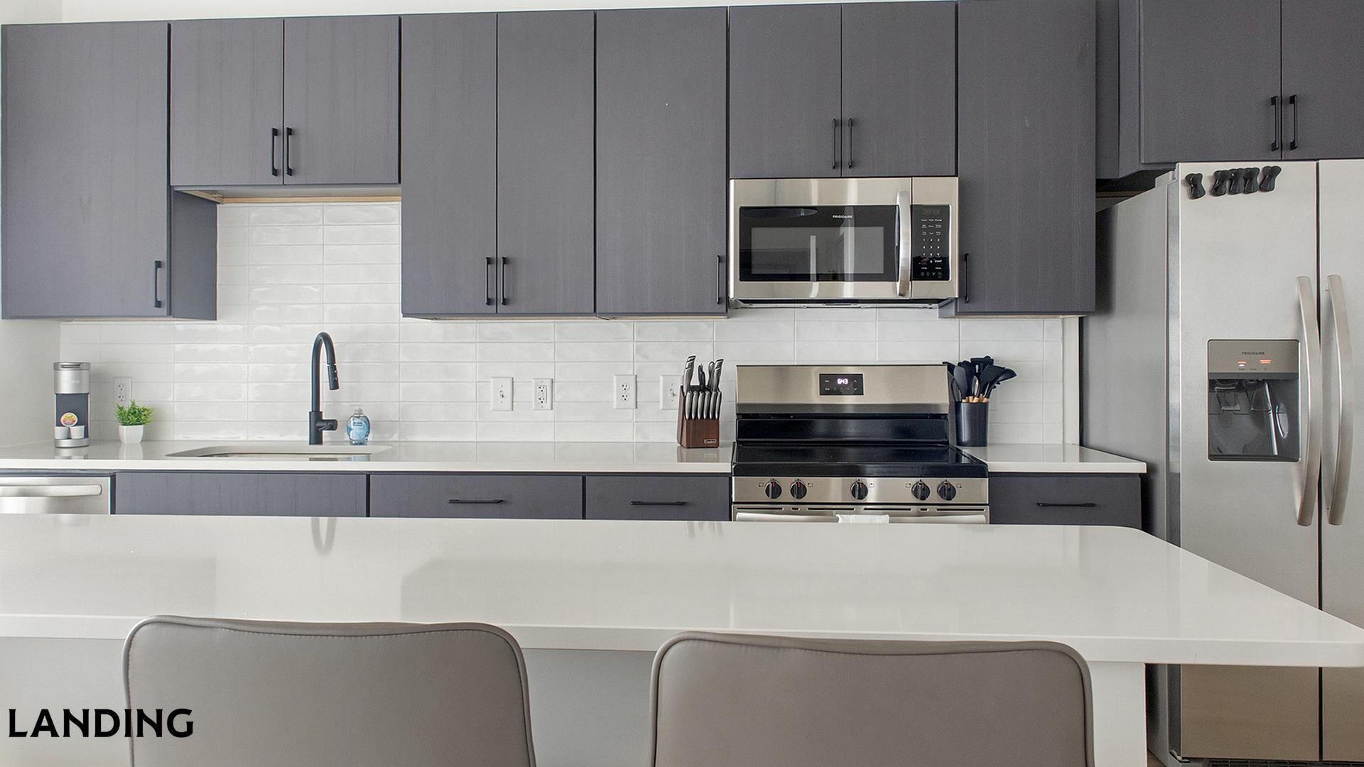 Building Photo - 1007 S Mint St